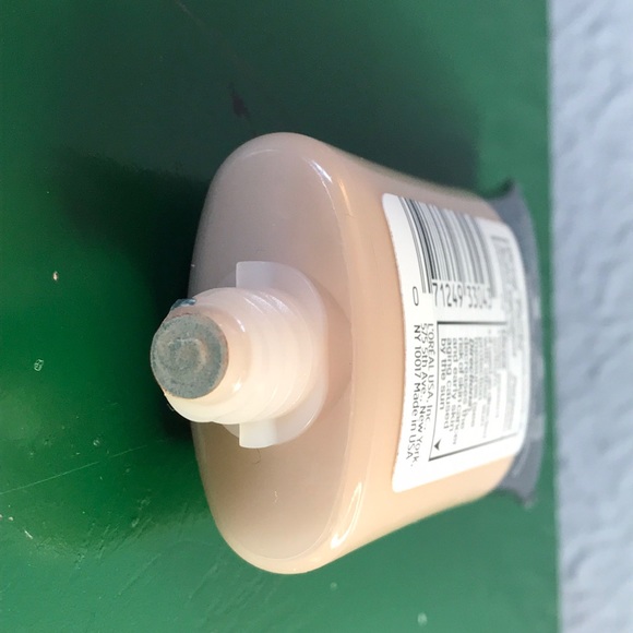 Foundation - Picture 4 of 4